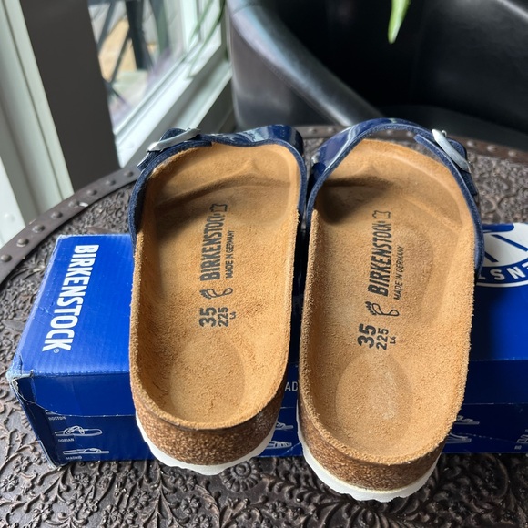 BIRKENSTOCK MADRID SANDALS IN DRESS BLUE PATENT 35 EU (4-4.5 US) - Picture 7 of 9